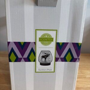 Scentsy - Northern Plaid Wax Warmer
